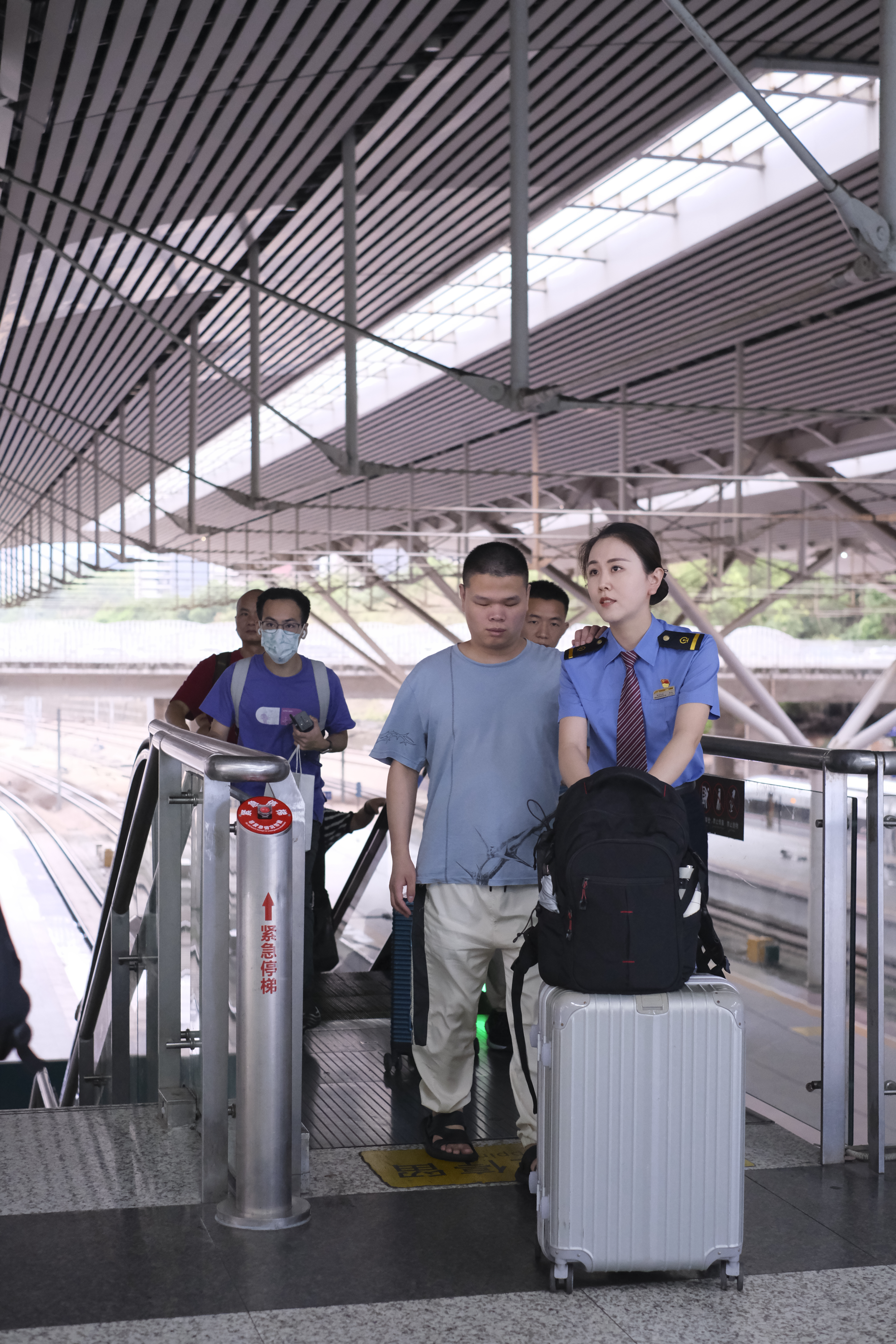 五一假期最后一天广铁预计发送旅客2556万人次(图3)